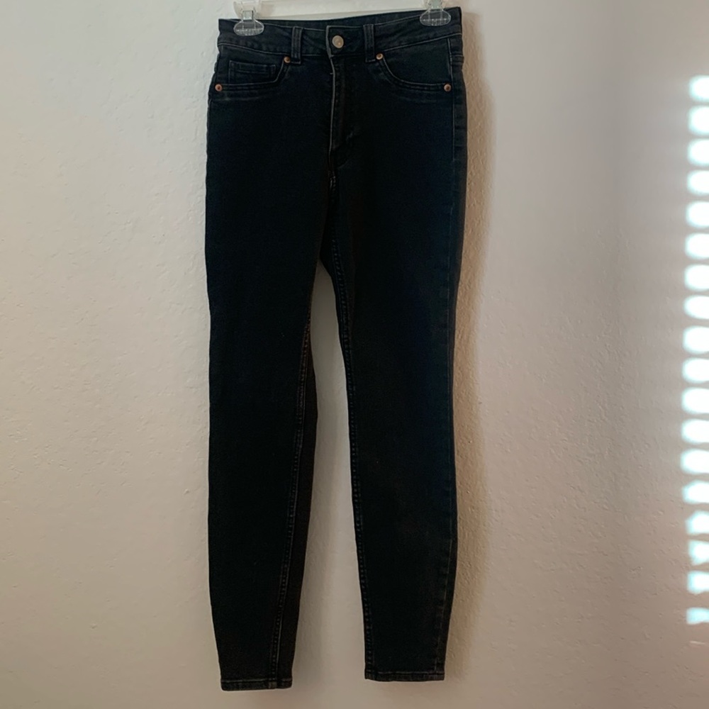 Ultra High Waisted Black Skinny Jeans